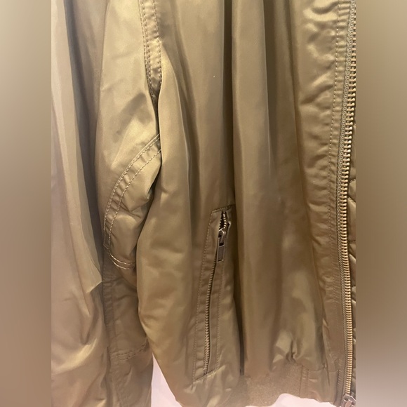 GAP green bomber jacket - Picture 4 of 12